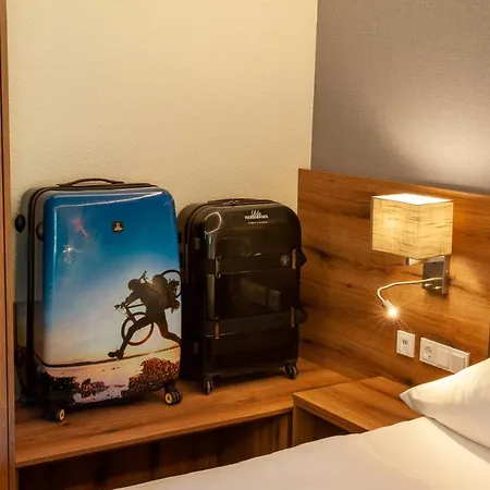 Hotel Landgasthof Oberschnorrhof 3*