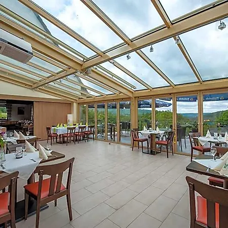 Landgasthof Oberschnorrhof ホテル 3*